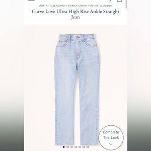 NWT Curve Love Ultra High Rise Ankle Straight Jean, Light, 28
